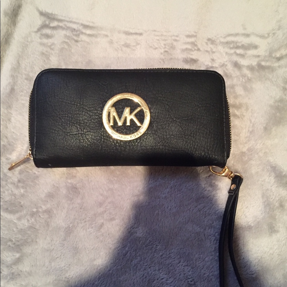Black Michael Kors Wristlet